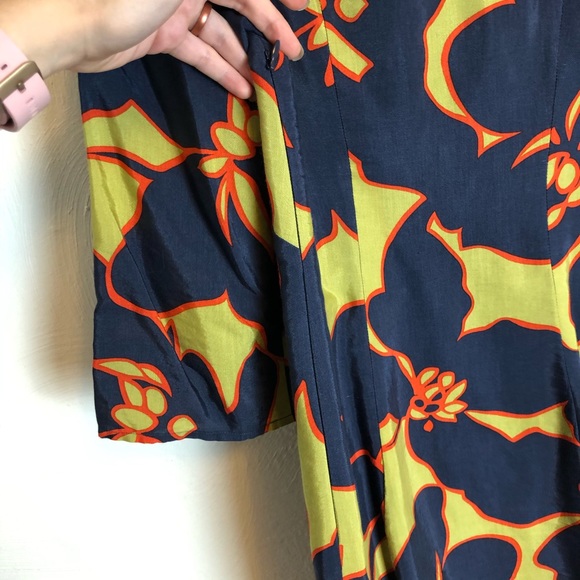 LOFT Retro Print Shift Dress - Picture 5 of 8